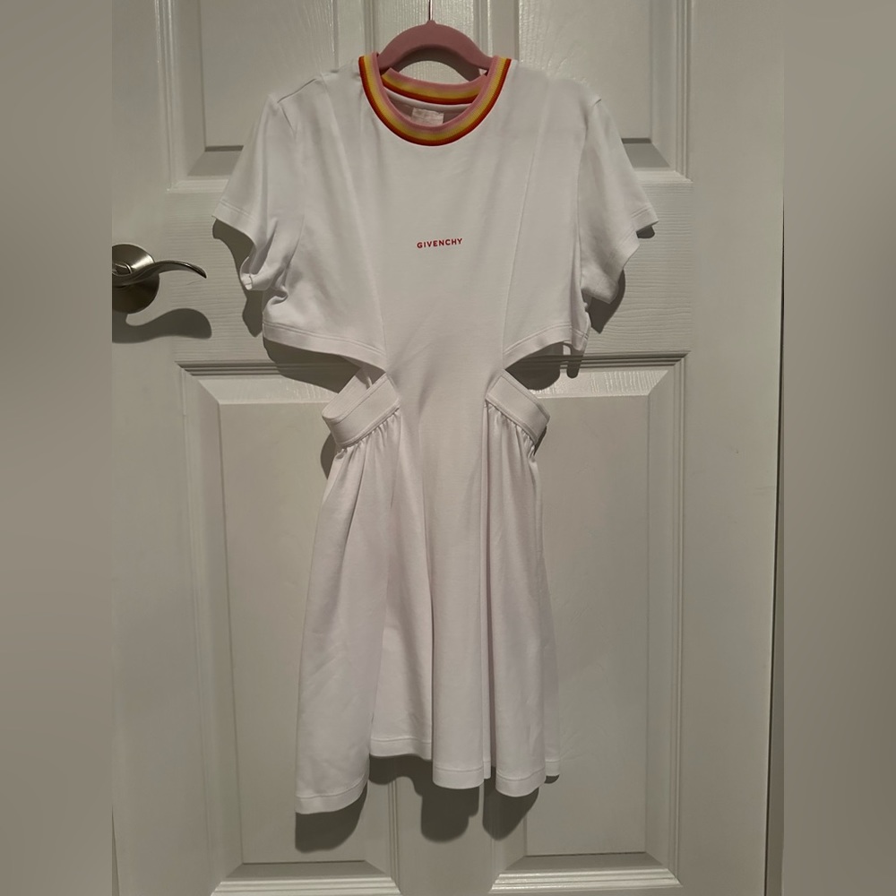 Girls Givenchy Dress sz 10 worn once for a photo shoot and dry cleaned